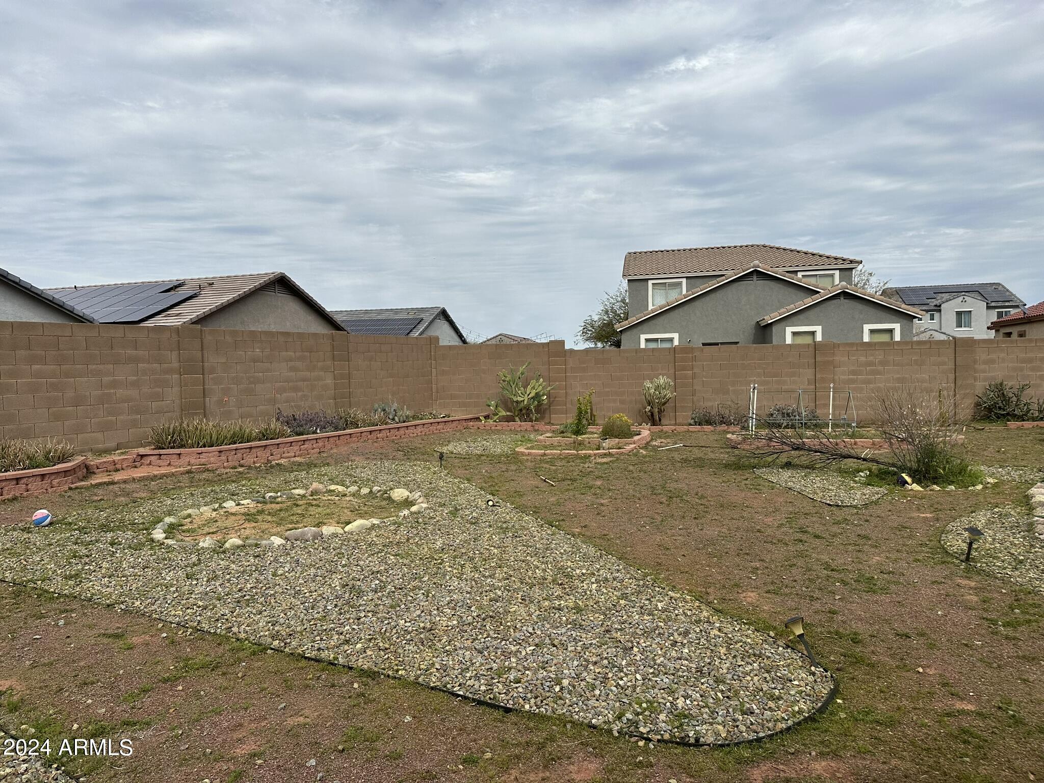 1788 E DESERT BREEZE Place