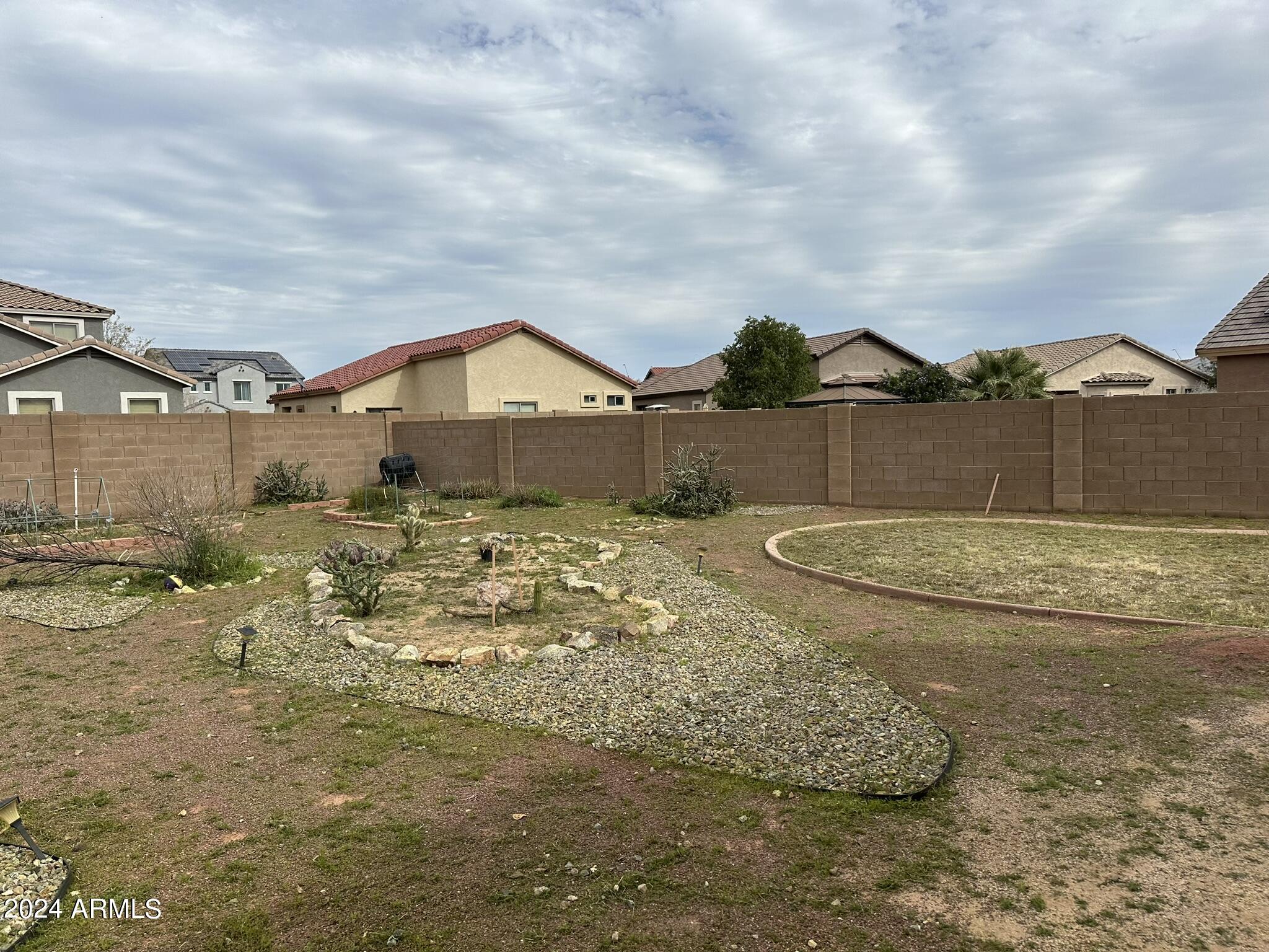 1788 E DESERT BREEZE Place