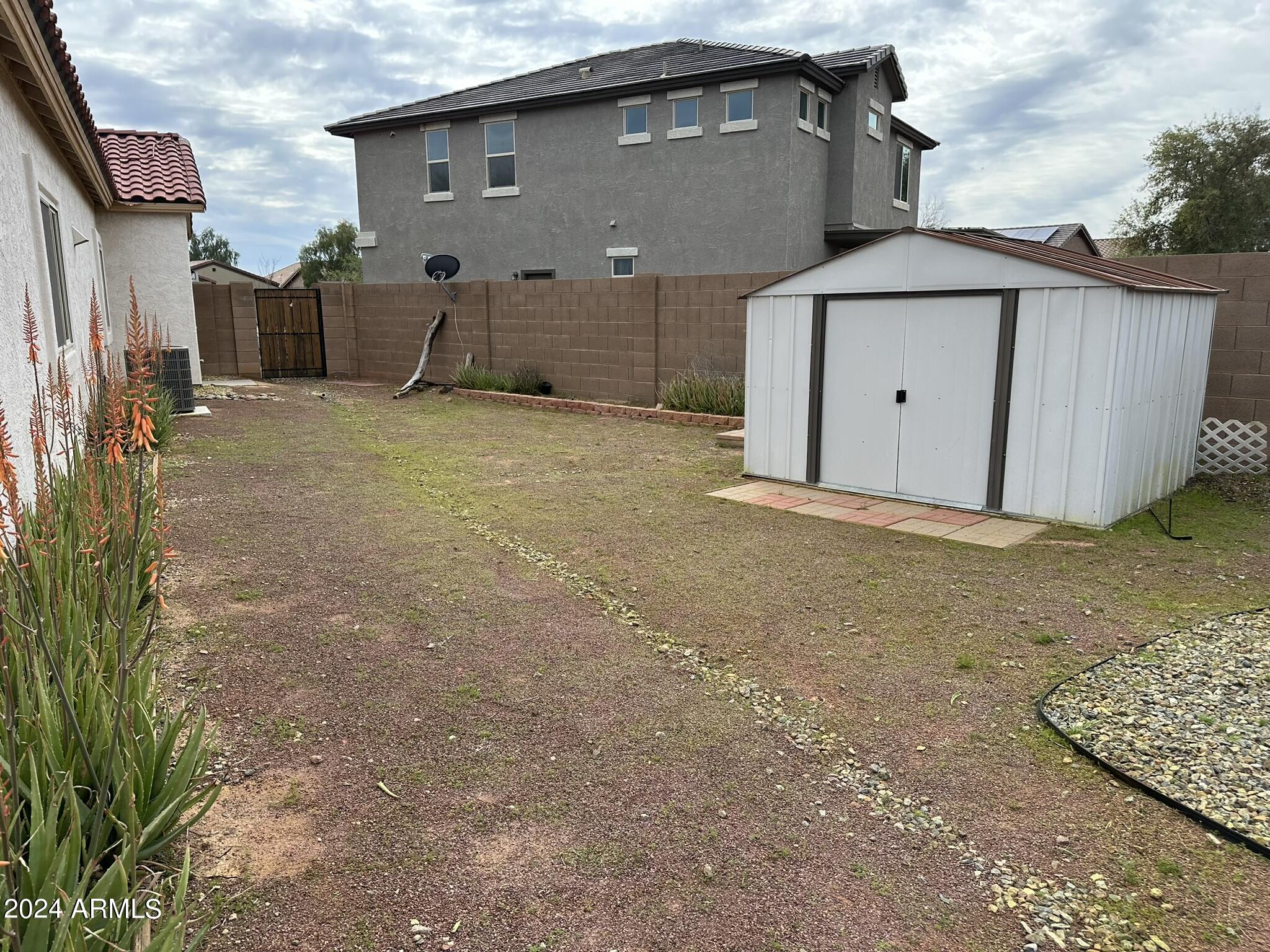 1788 E DESERT BREEZE Place