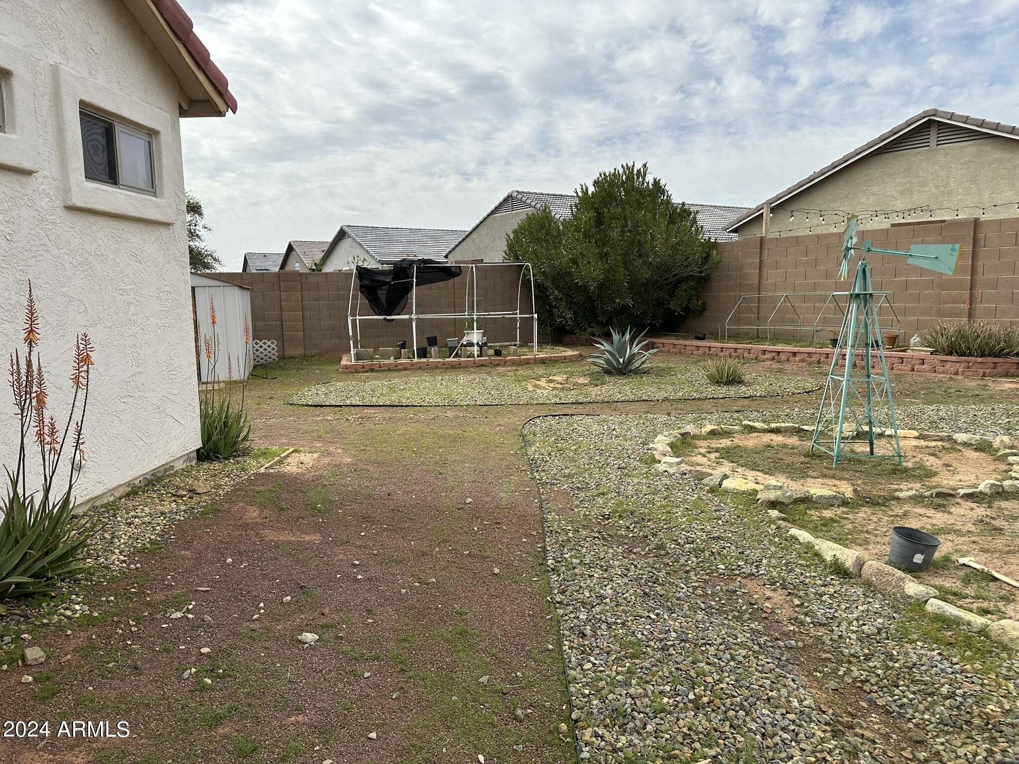 1788 E DESERT BREEZE Place