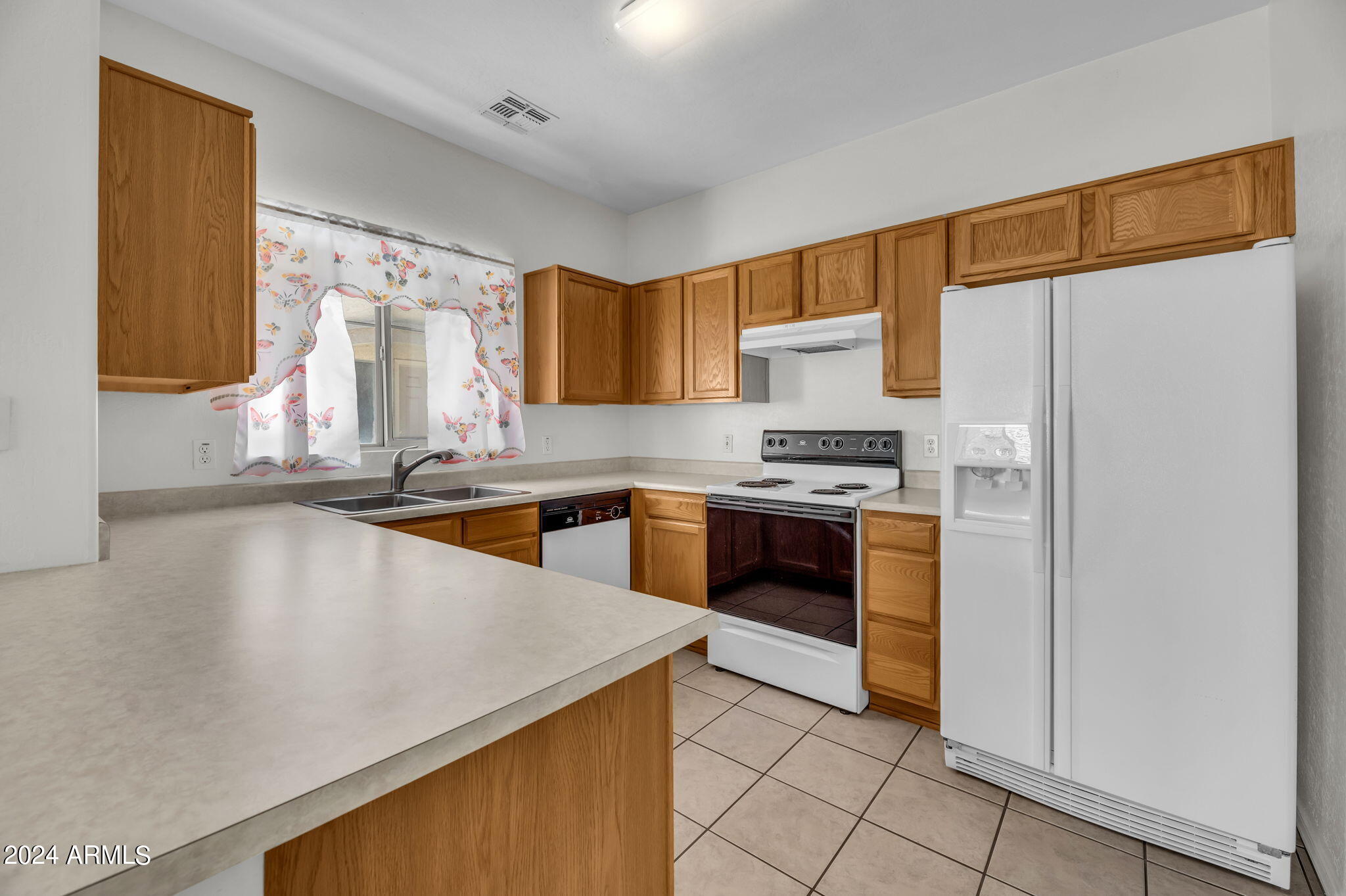 805 S SYCAMORE -- # 111