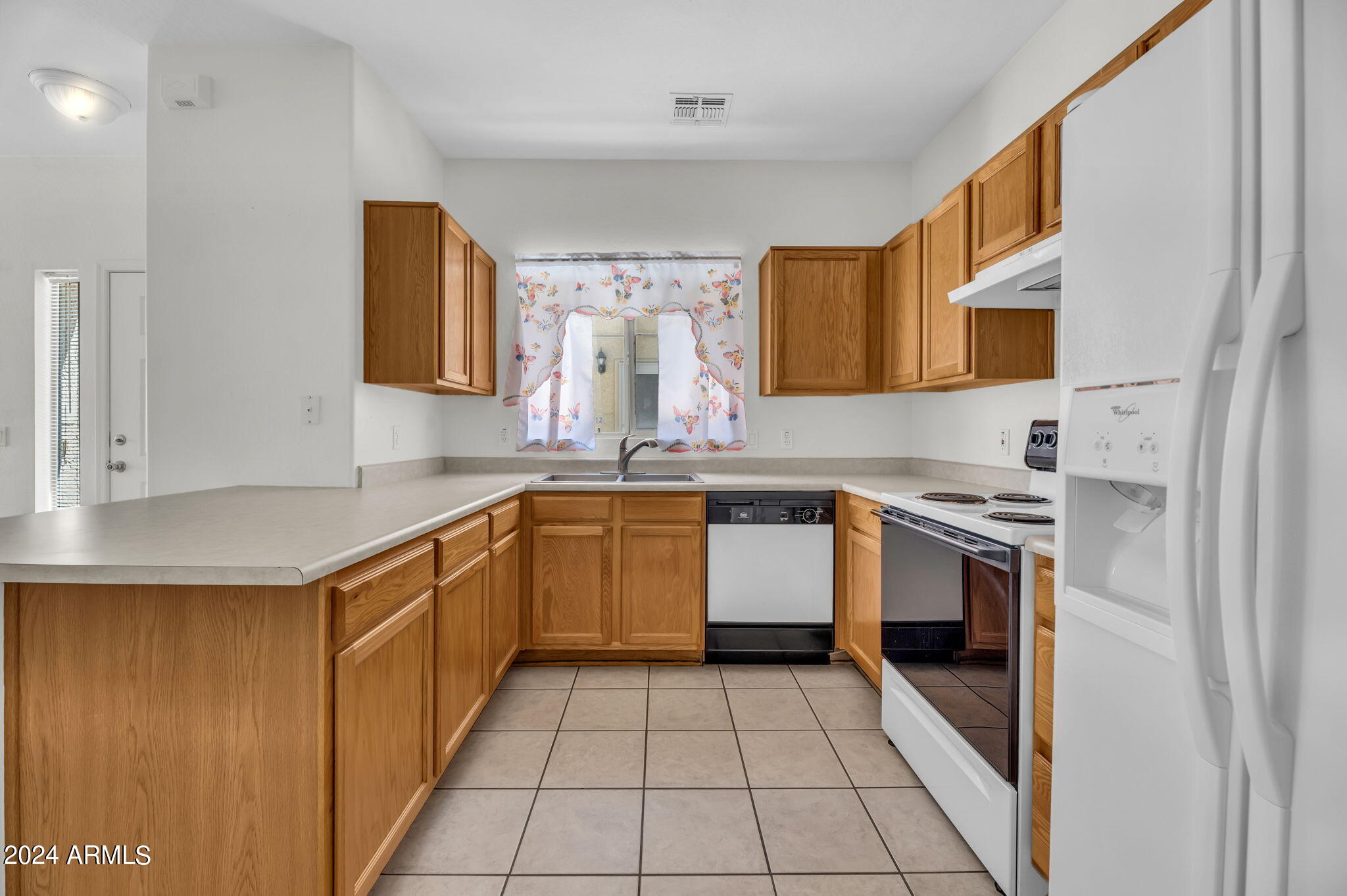 805 S SYCAMORE -- # 111