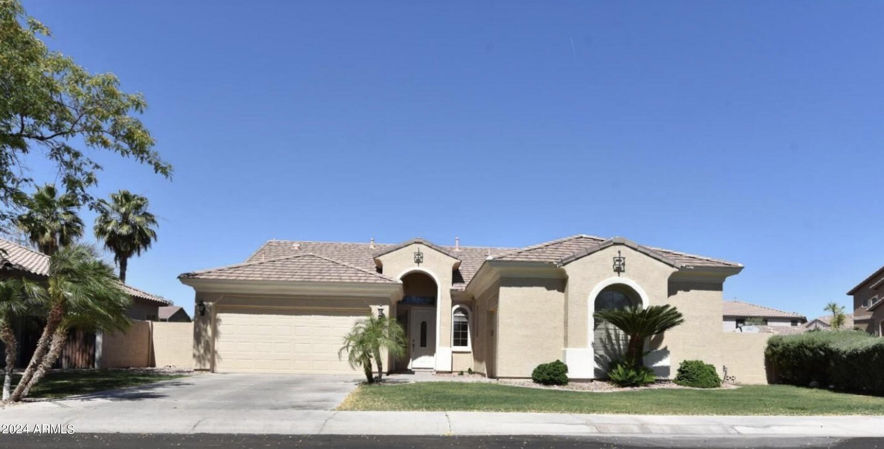 3720 S MCCLELLAND Drive