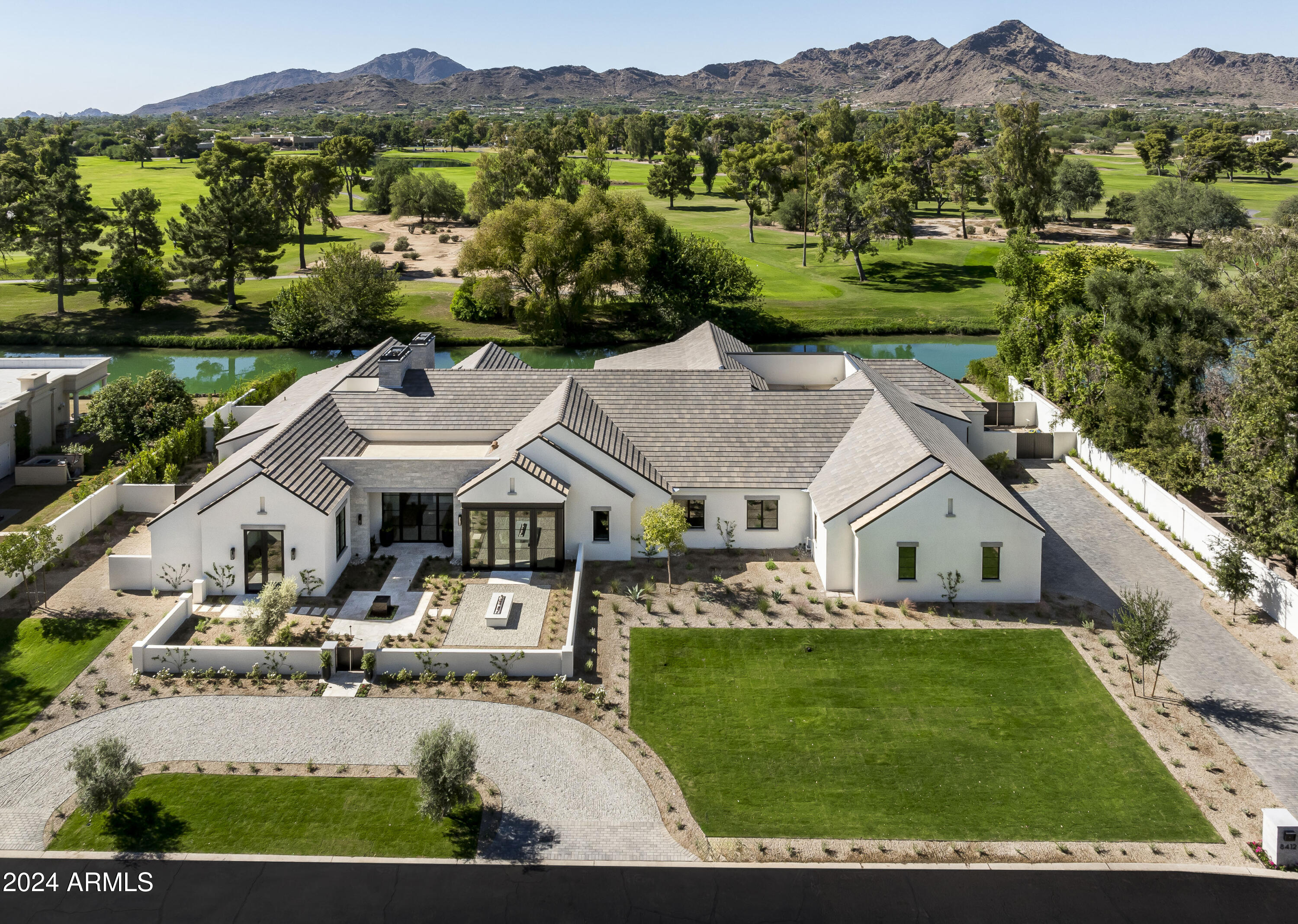 8412 N GOLF Drive
