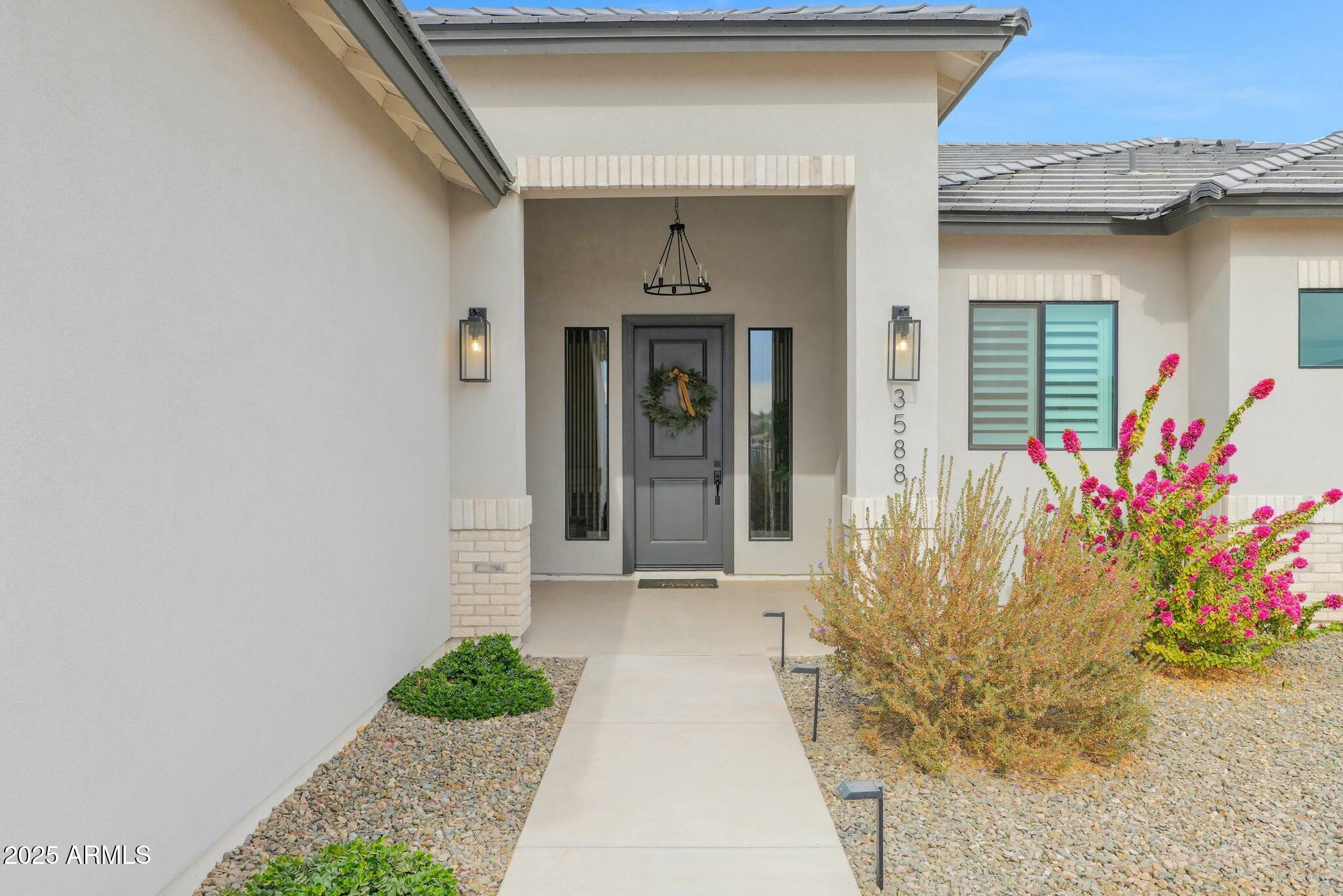 3588 W New Life Lane