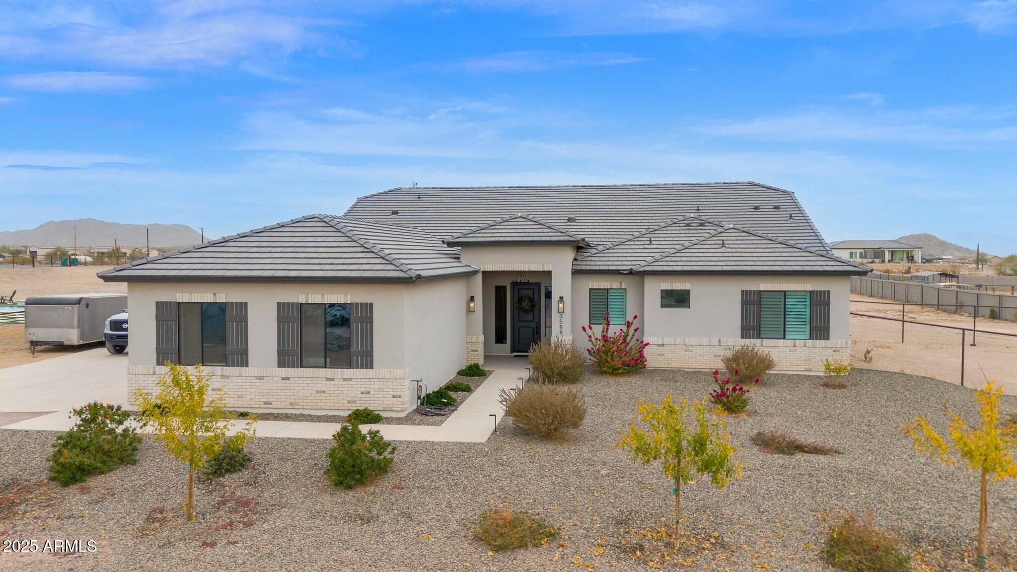 3588 W New Life Lane