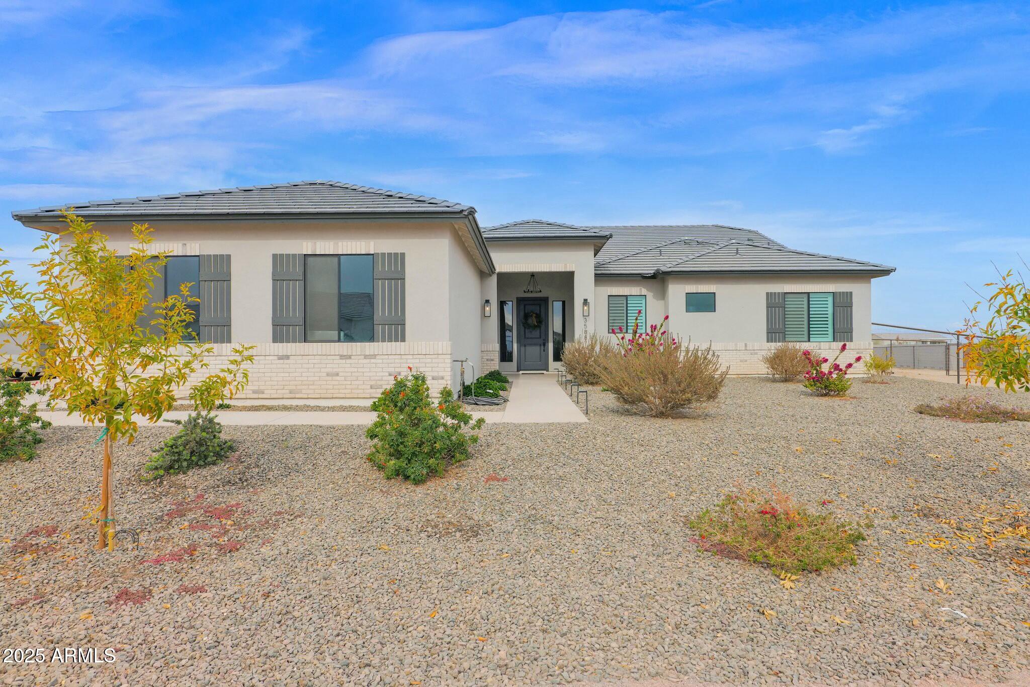 3588 W New Life Lane