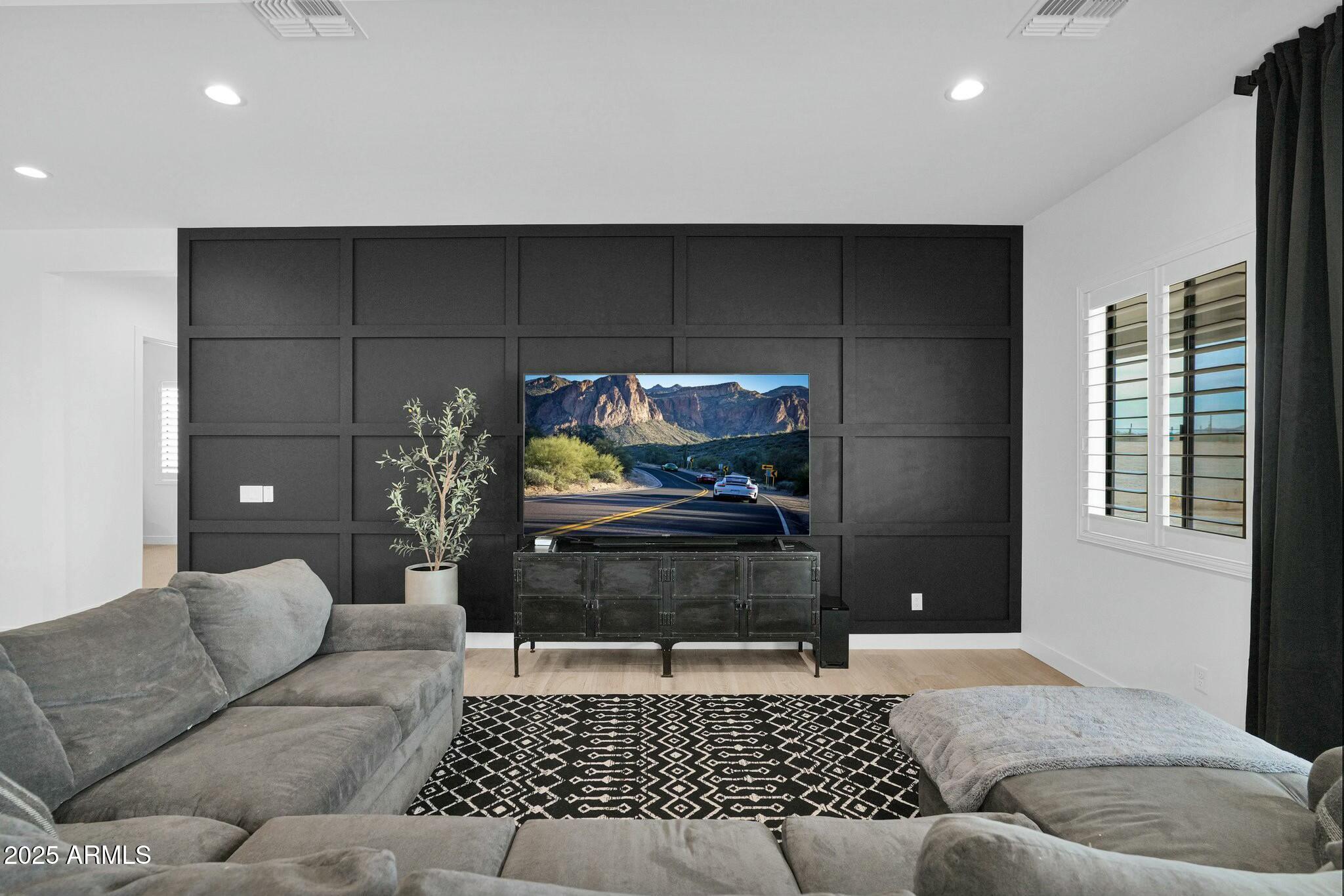3588 W New Life Lane
