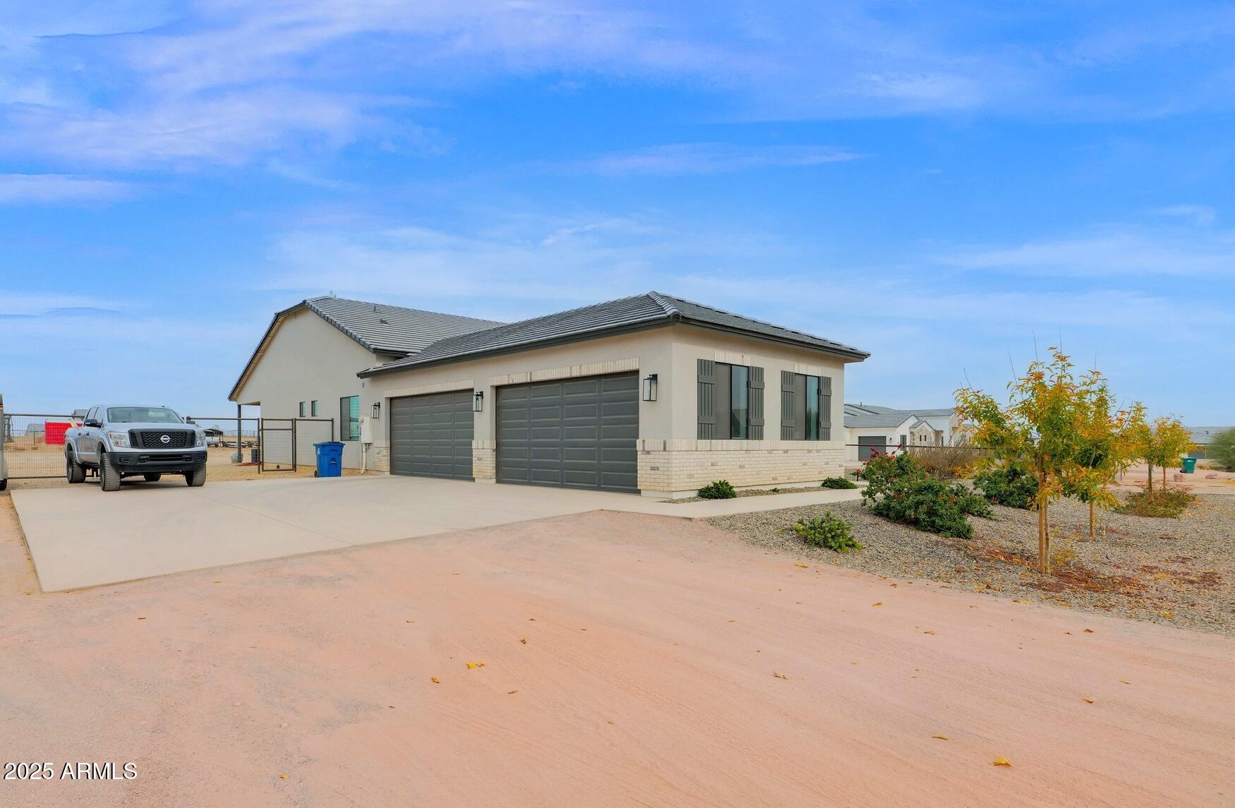 3588 W New Life Lane