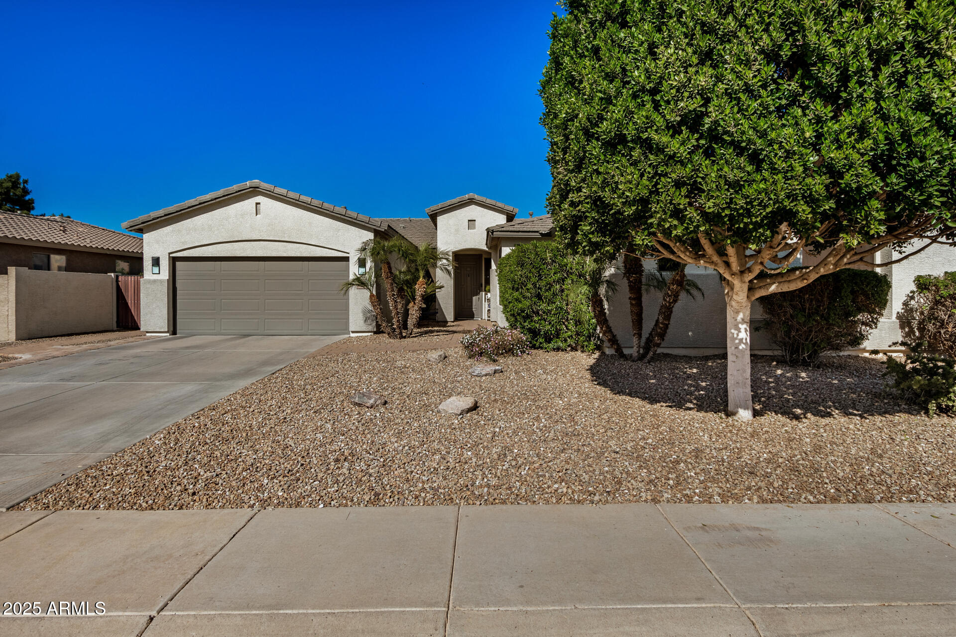 3194 E MEAD Drive