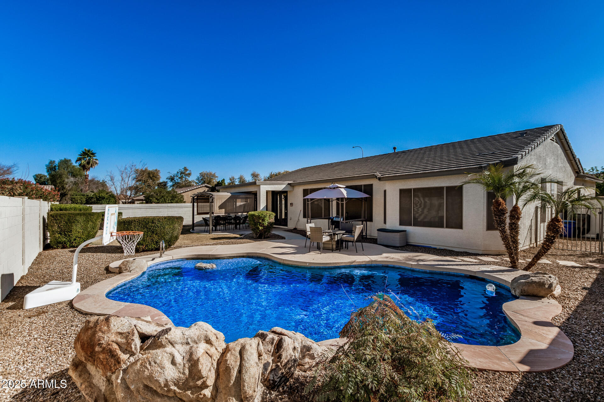 3194 E MEAD Drive