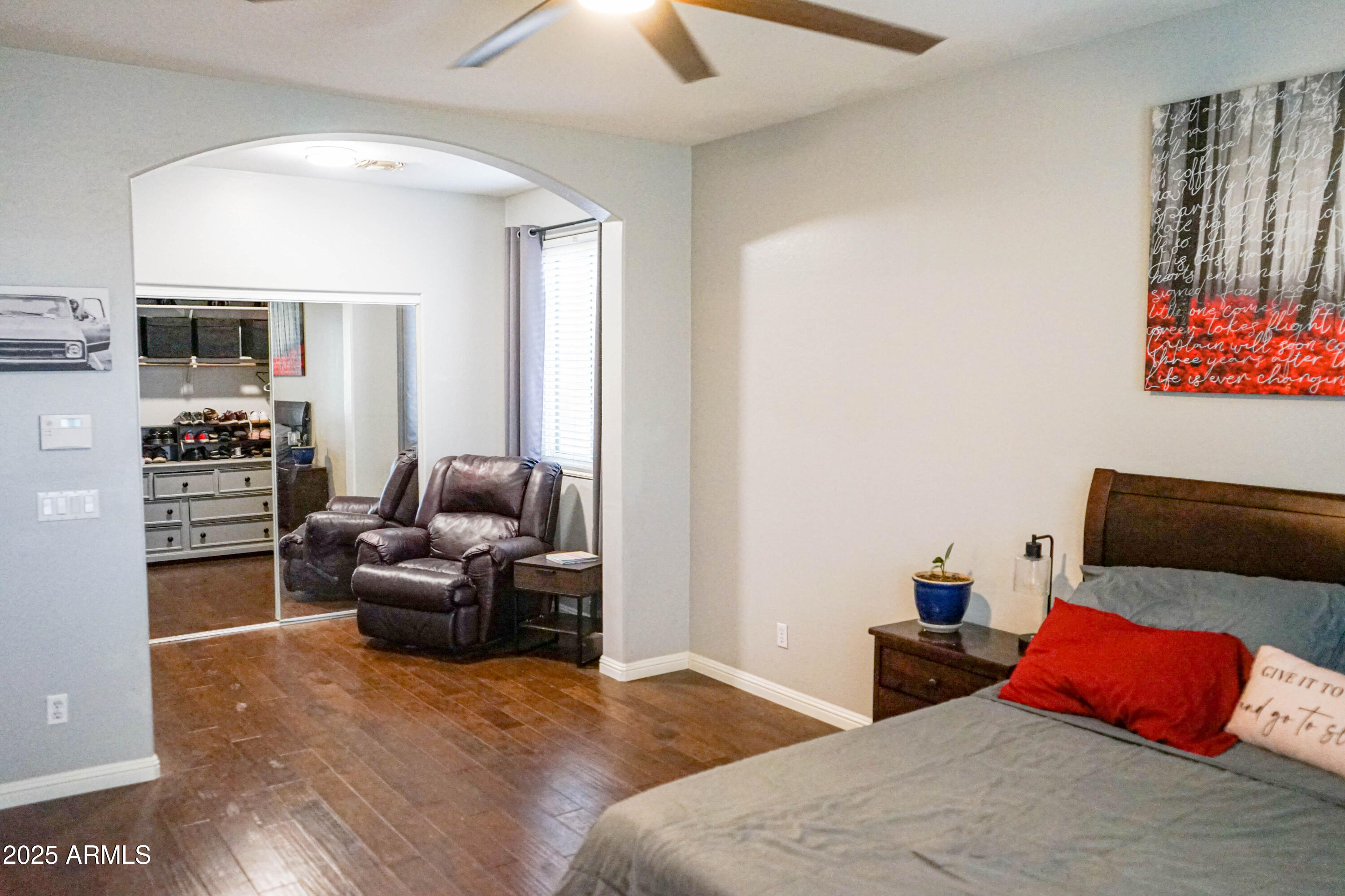 2541 E STOTTLER Drive