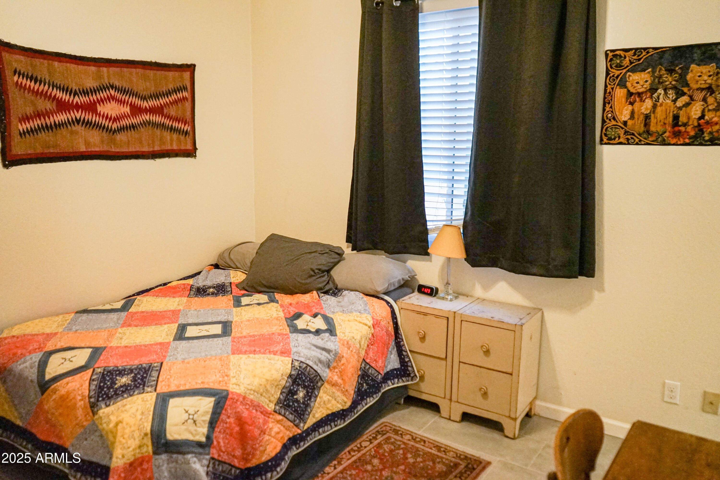 2541 E STOTTLER Drive