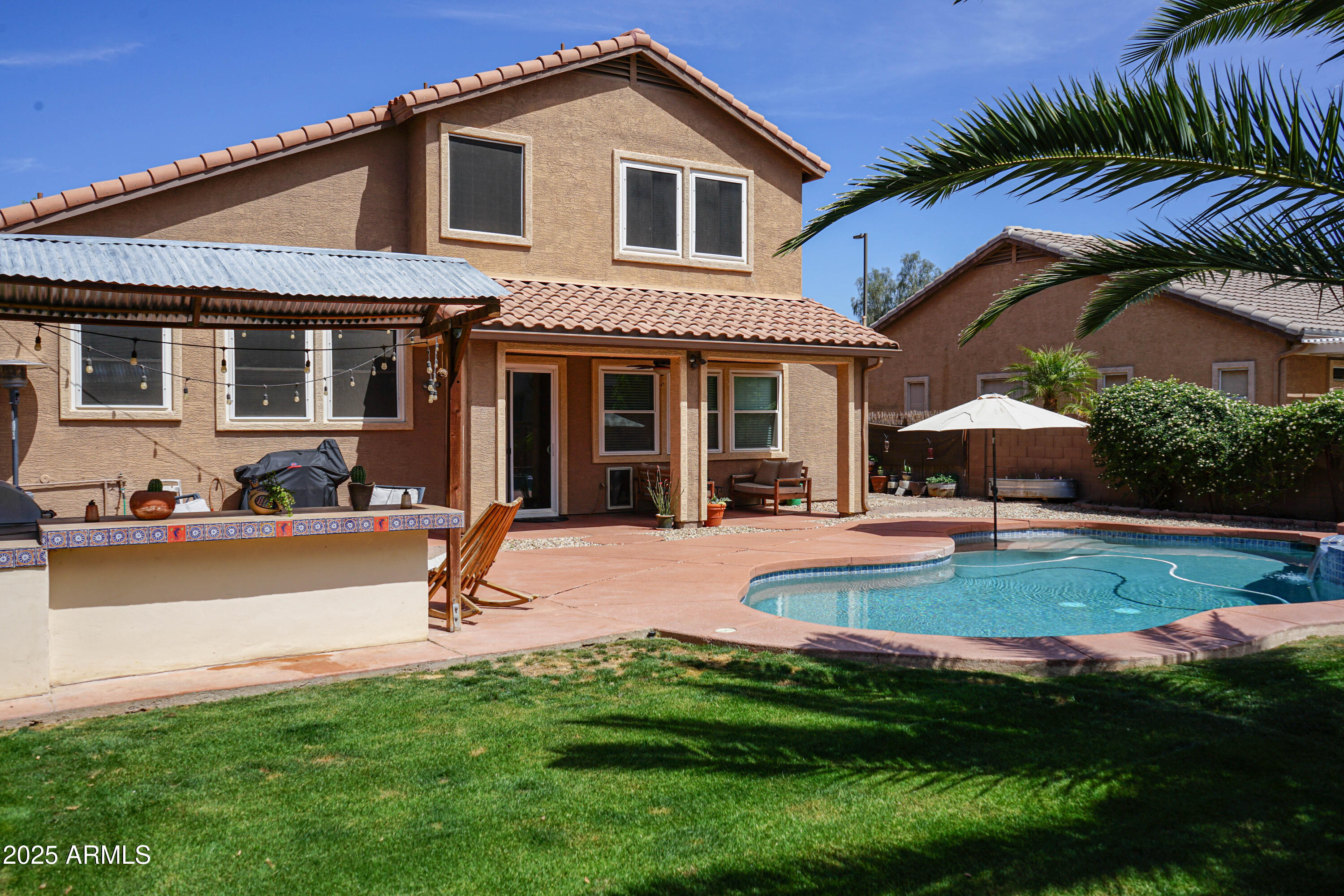 2541 E STOTTLER Drive