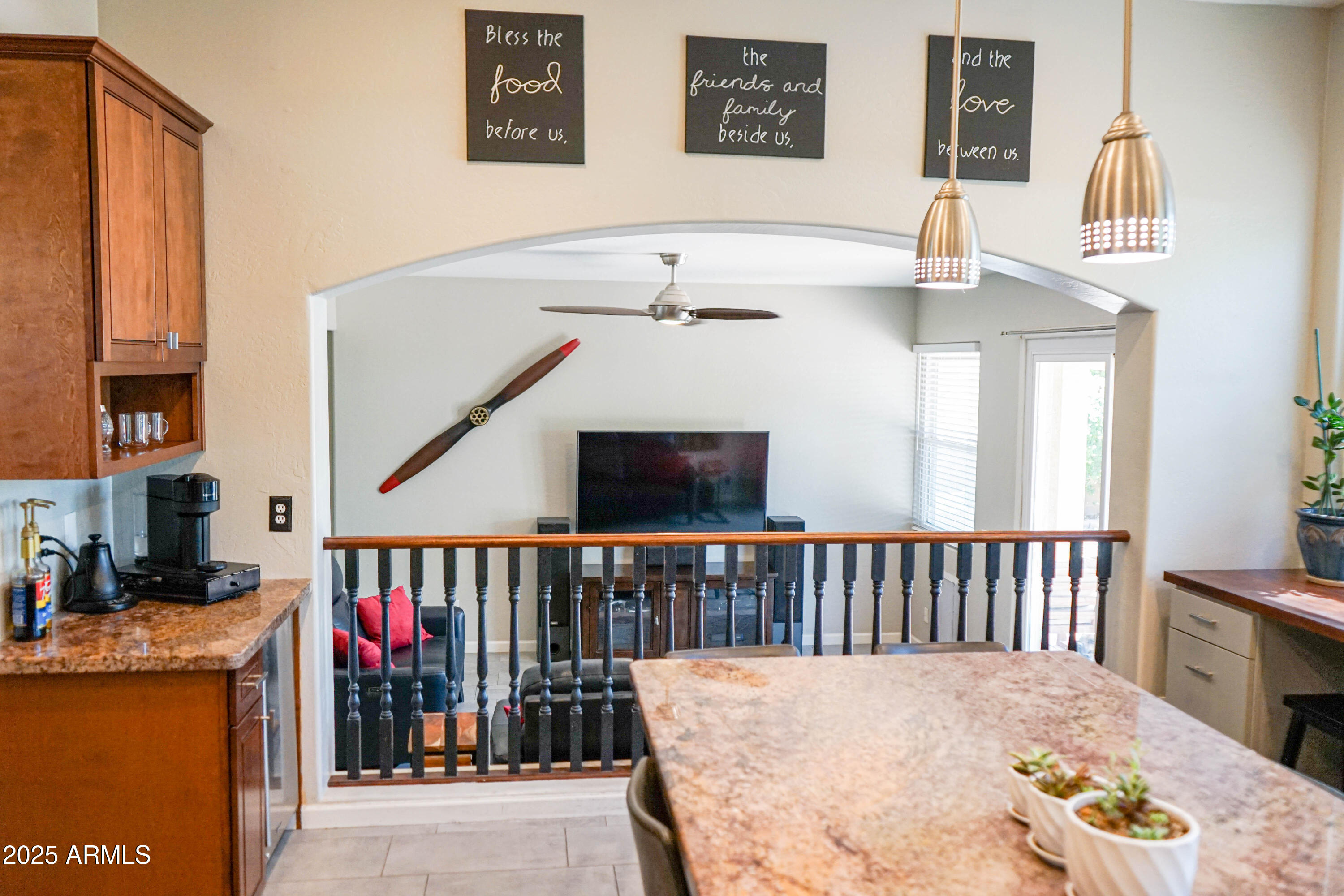 2541 E STOTTLER Drive