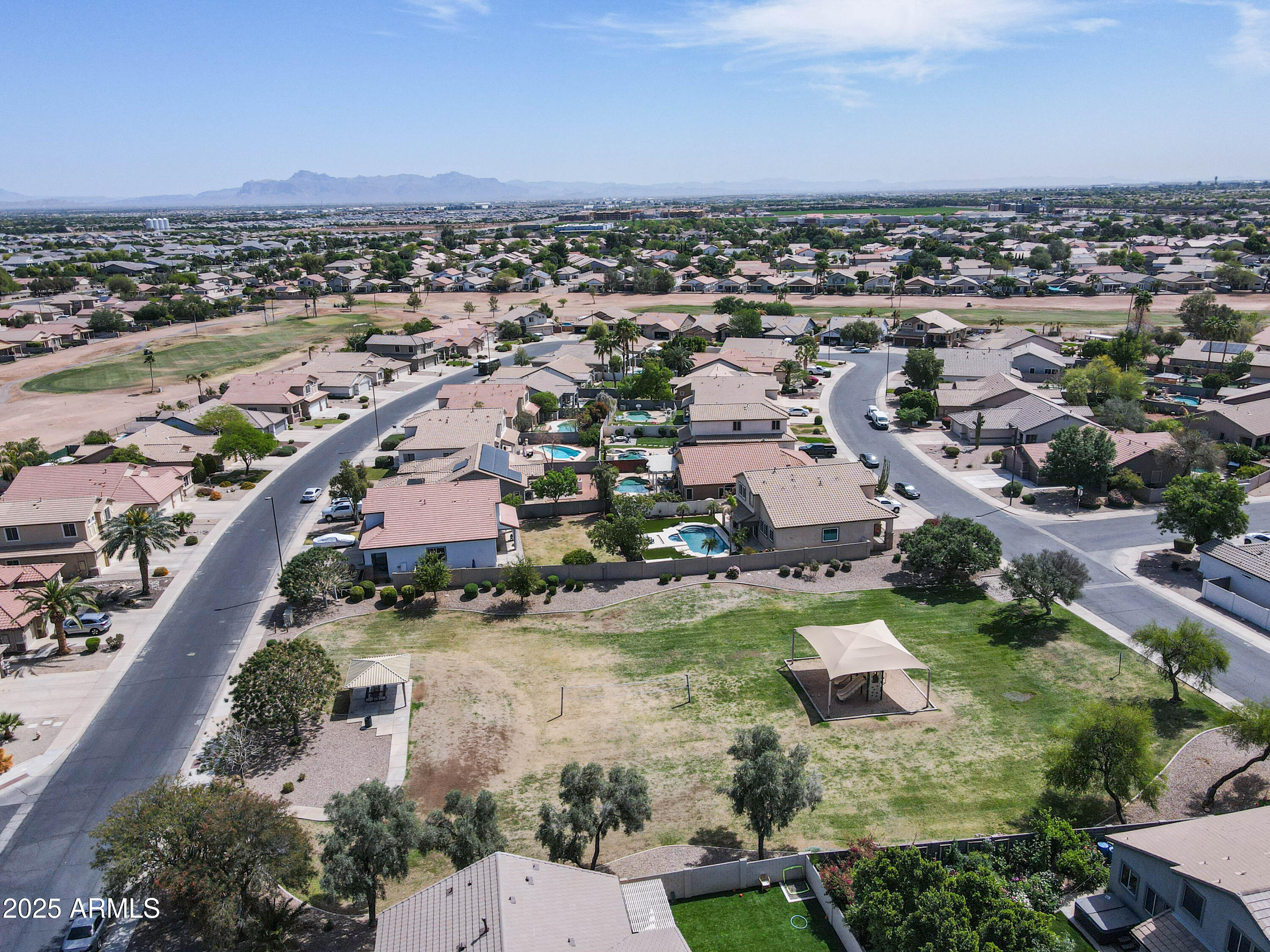 2541 E STOTTLER Drive