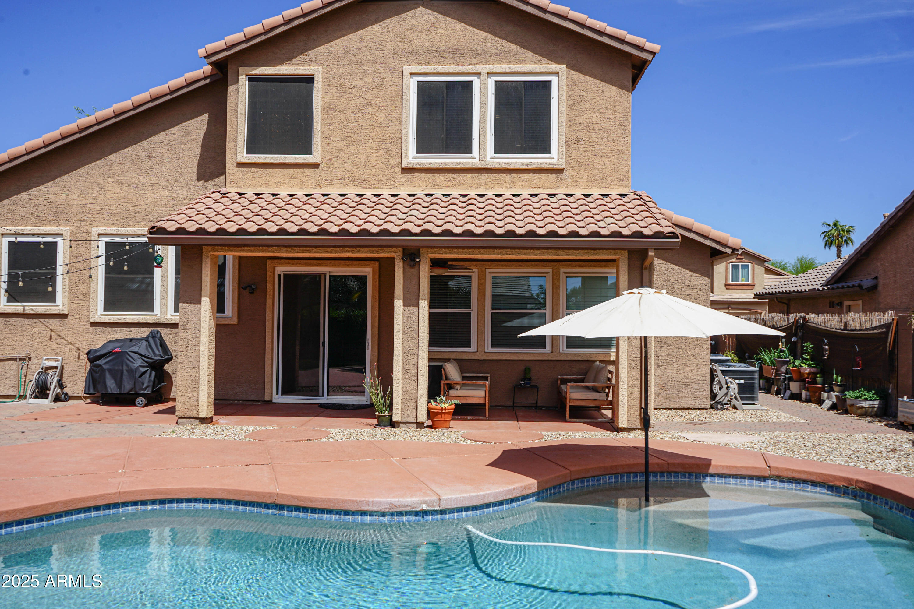 2541 E STOTTLER Drive