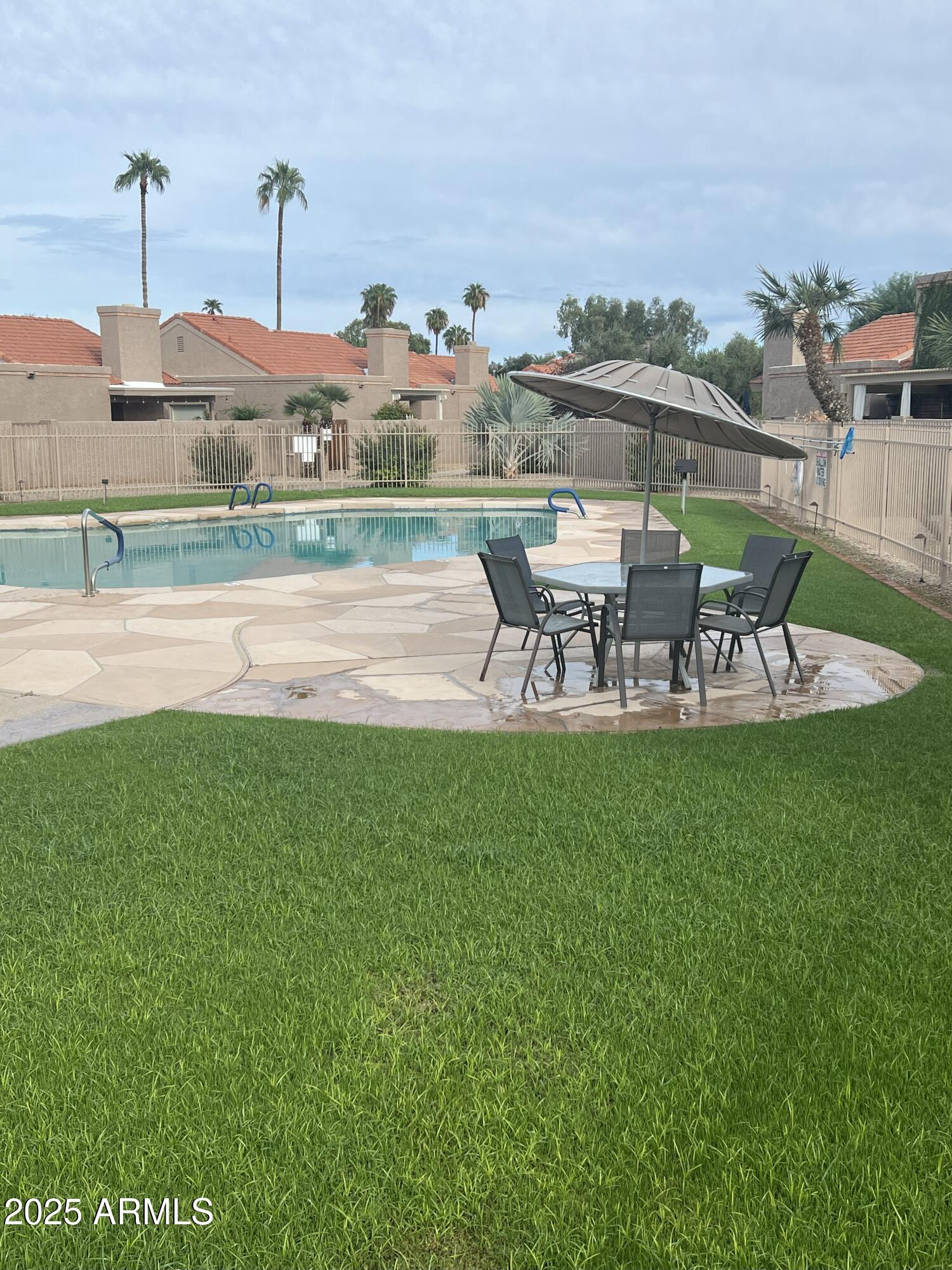 4011 E CHARTER OAK Road