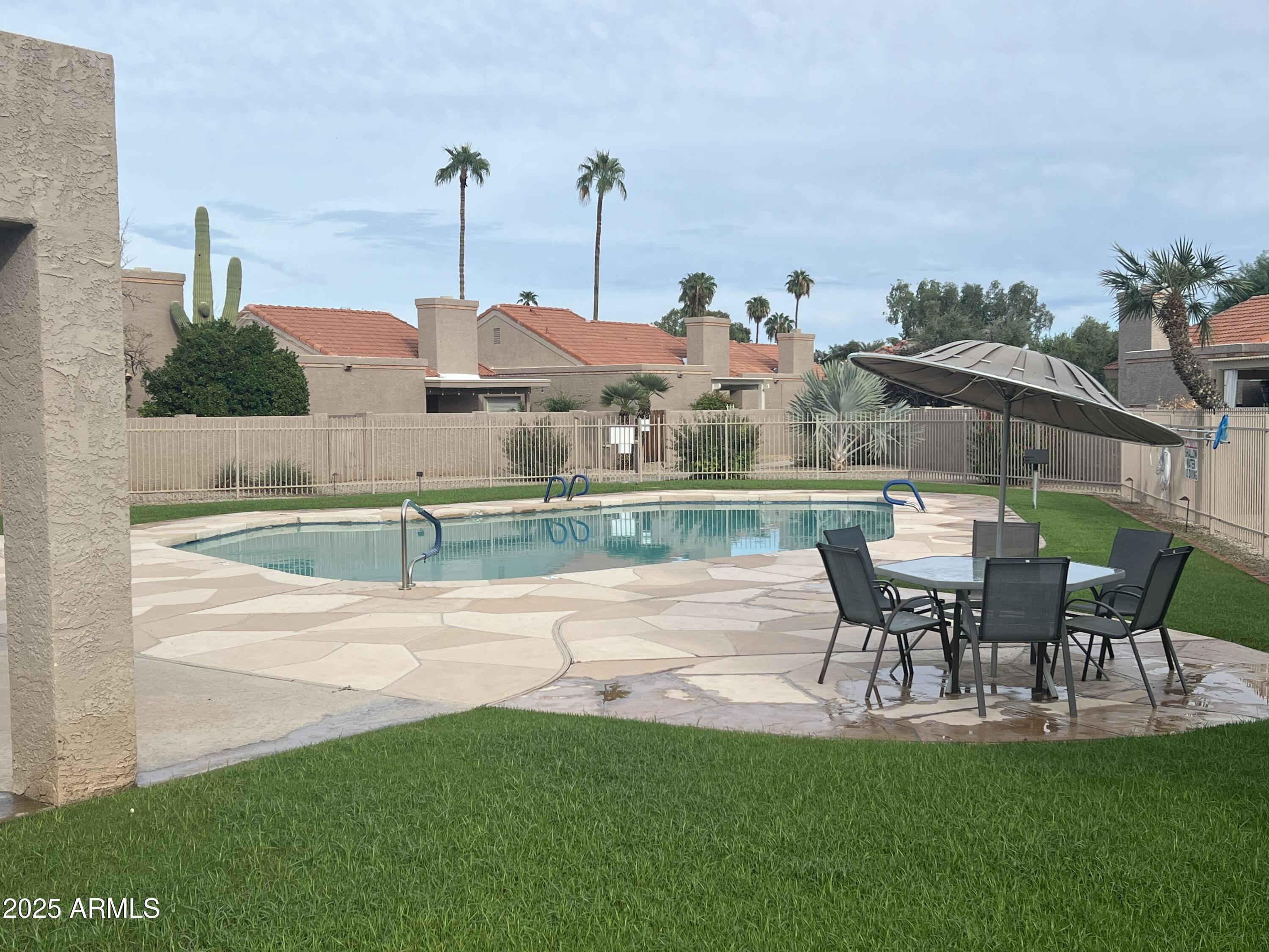 4011 E CHARTER OAK Road