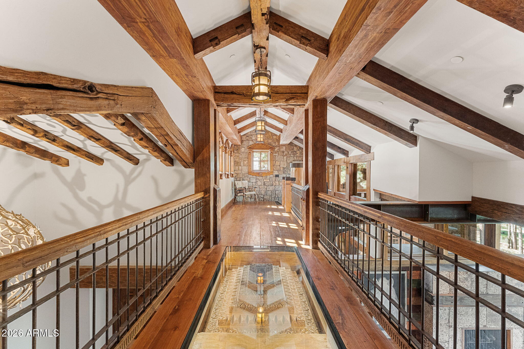 2558 E LA SERENA Drive