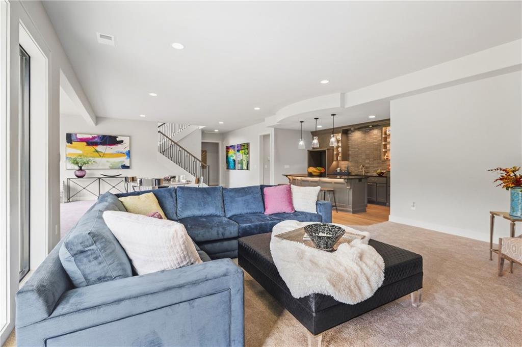 8625 Westridge Court