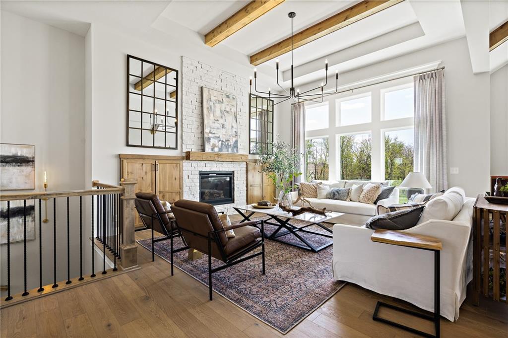 1095 Creekside Ranch Court