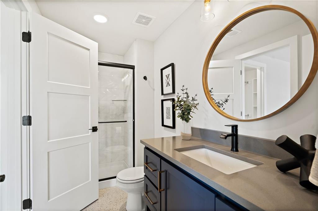 1095 Creekside Ranch Court