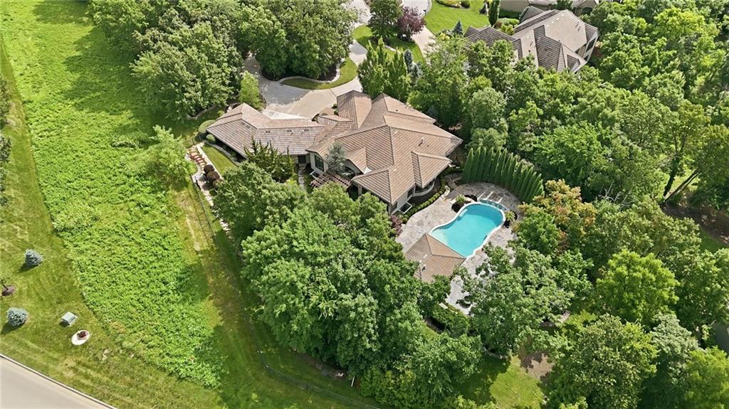 100 Dunhill Court