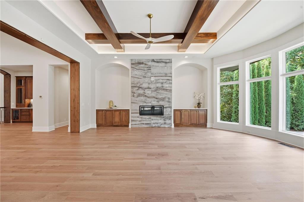 100 Dunhill Court