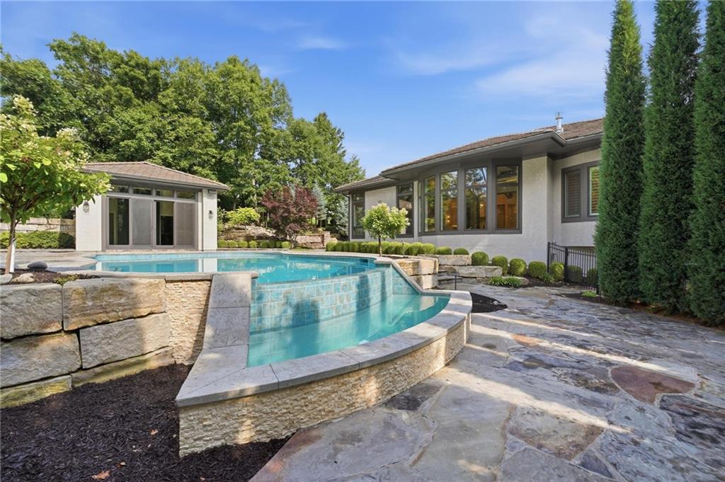 100 Dunhill Court