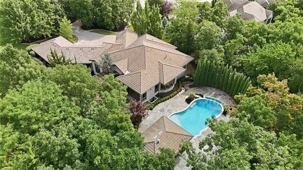 100 Dunhill Court