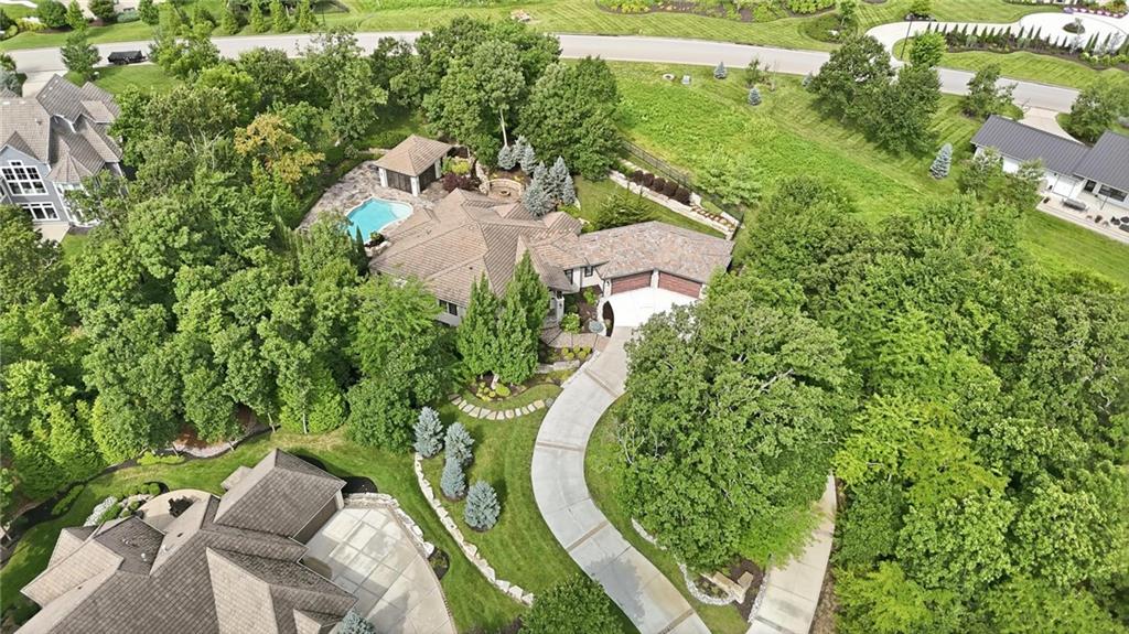 100 Dunhill Court