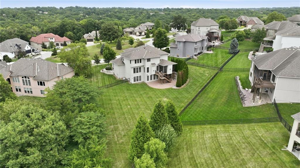 324 NW Thoreau Circle