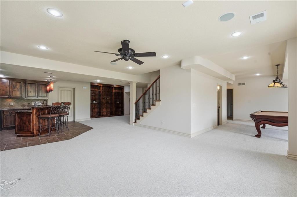 324 NW Thoreau Circle