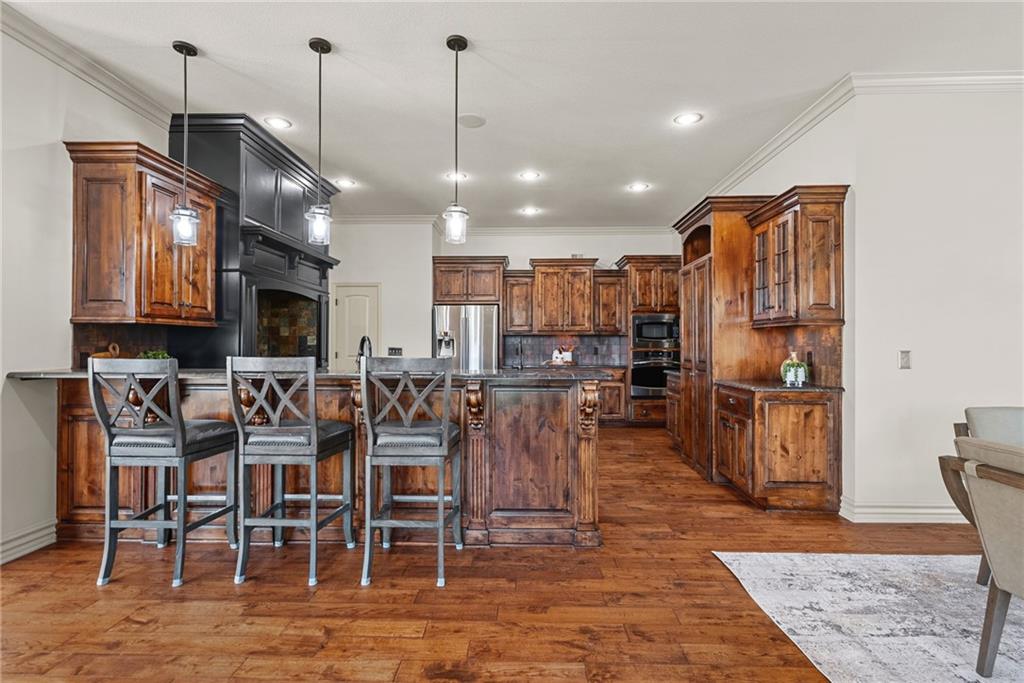 324 NW Thoreau Circle