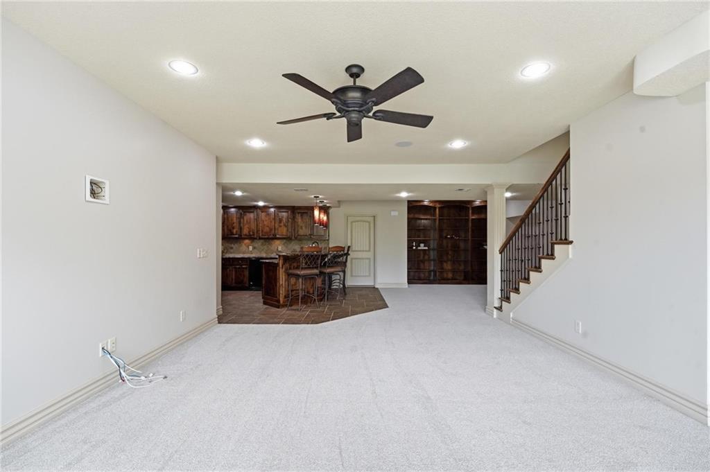 324 NW Thoreau Circle