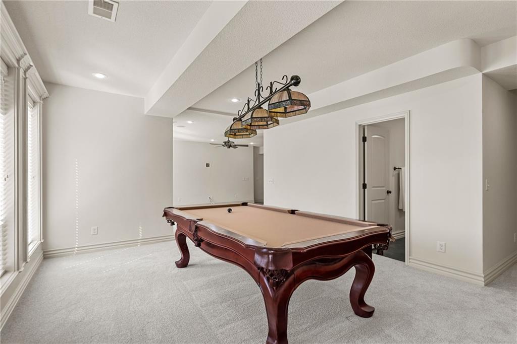 324 NW Thoreau Circle