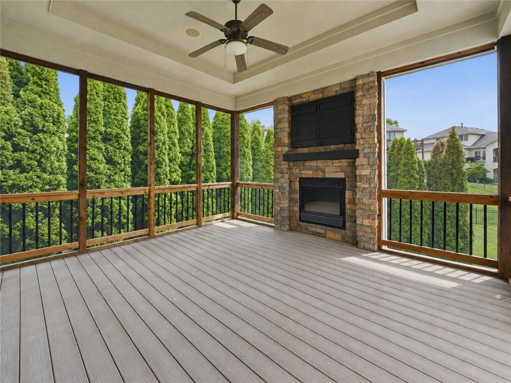 324 NW Thoreau Circle
