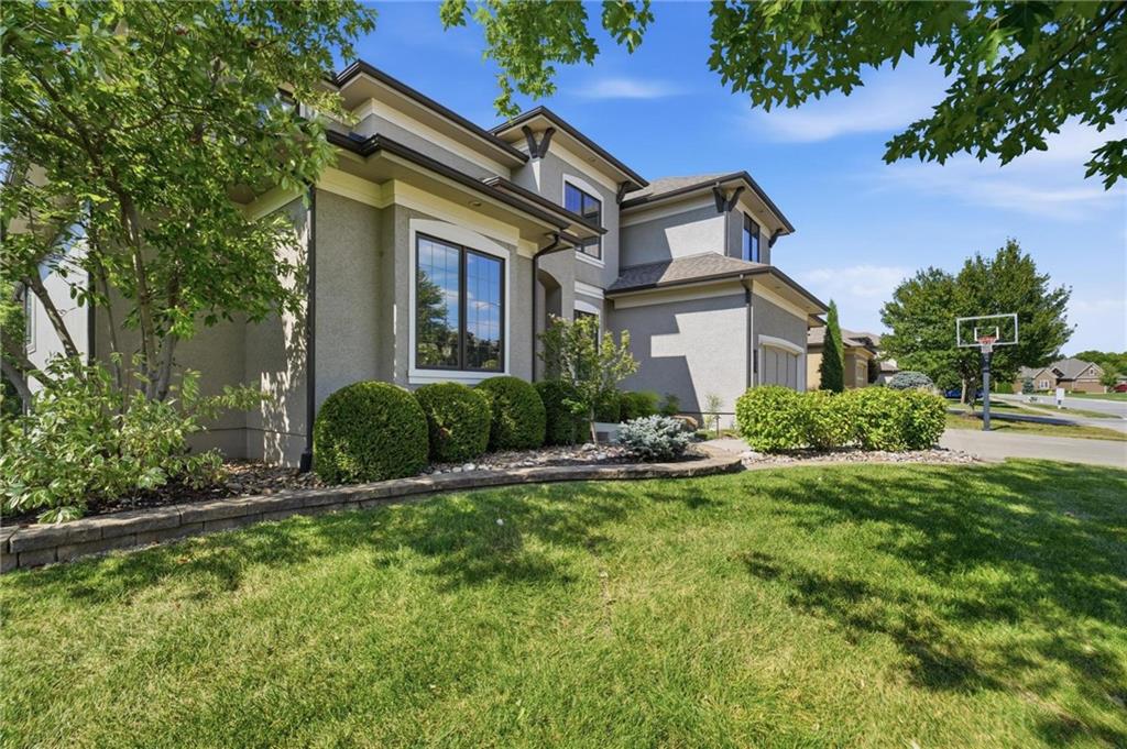 1124 Metfield Lane