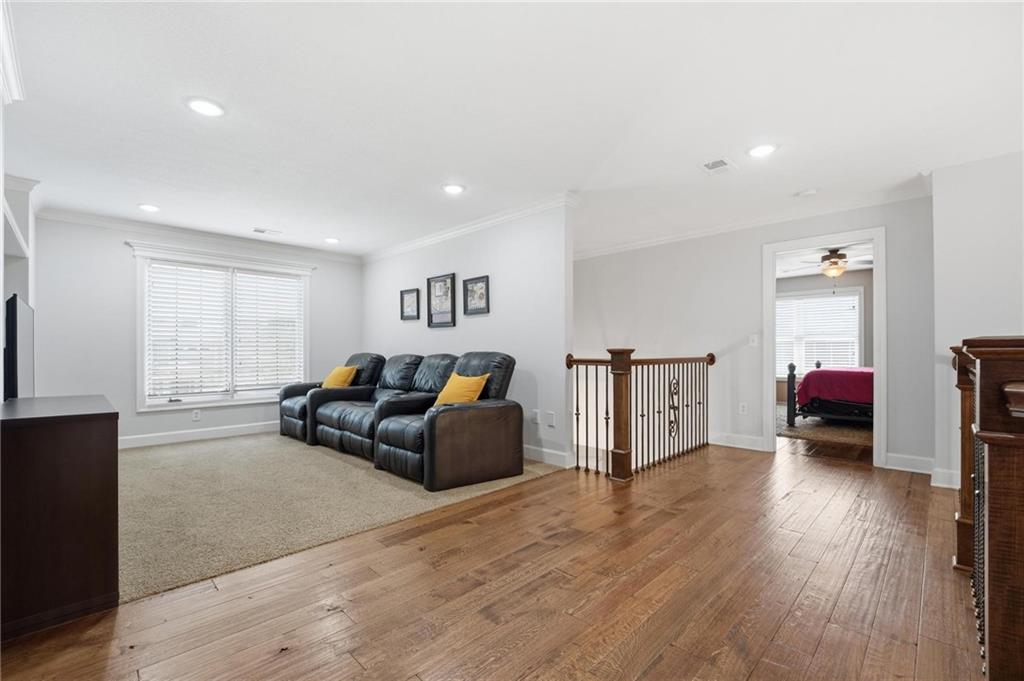 1124 Metfield Lane