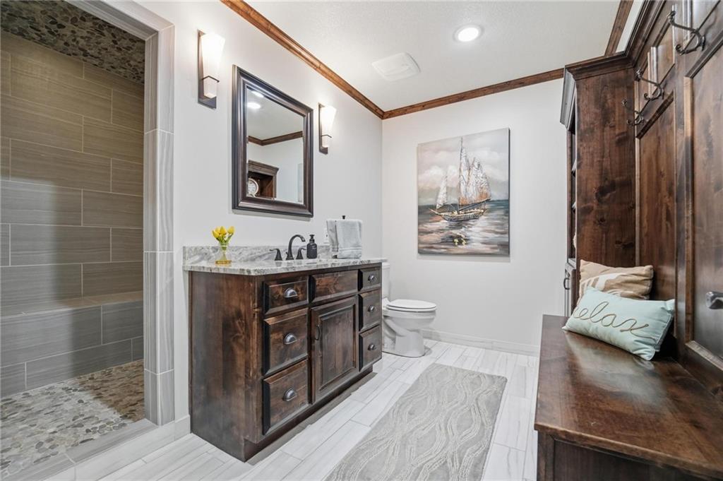 1124 Metfield Lane