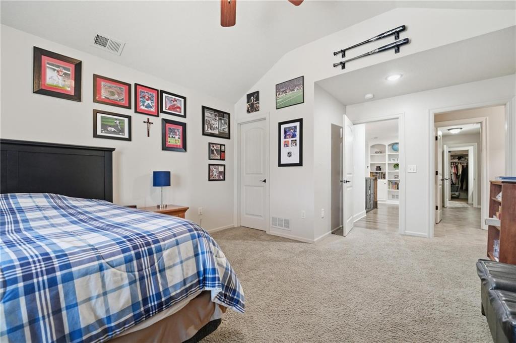 1124 Metfield Lane