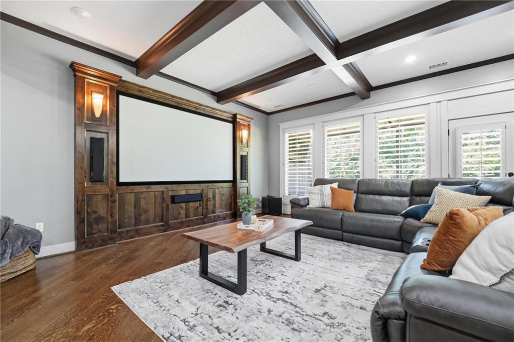 1124 Metfield Lane