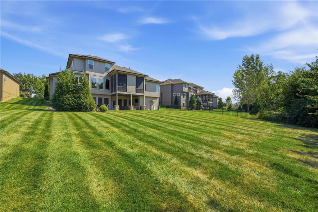 1124 Metfield Lane
