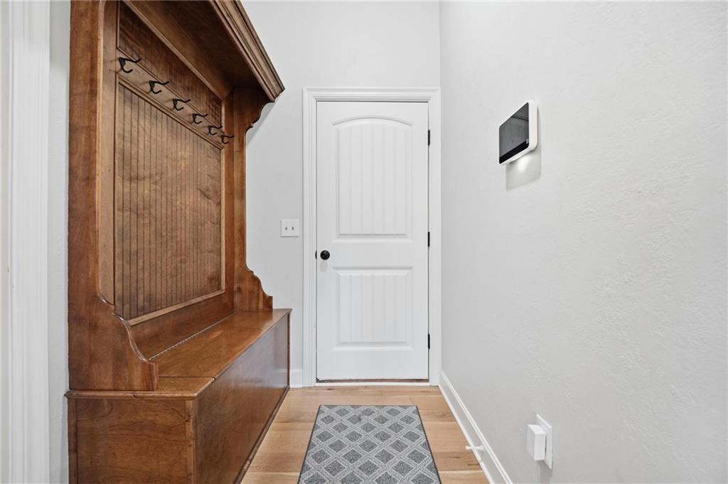 1124 Metfield Lane