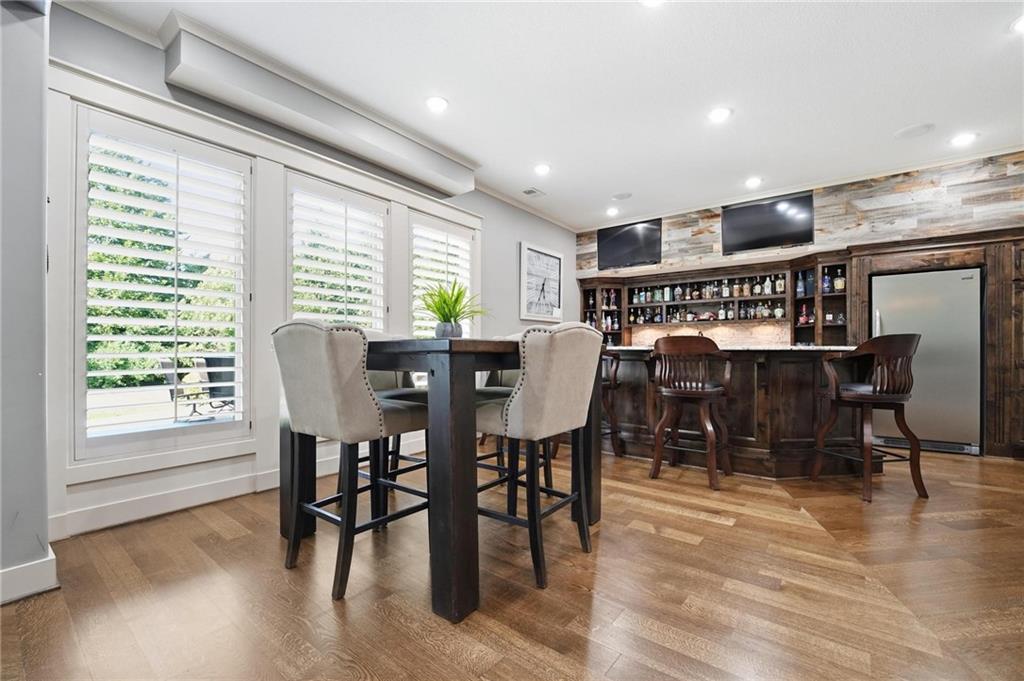 1124 Metfield Lane