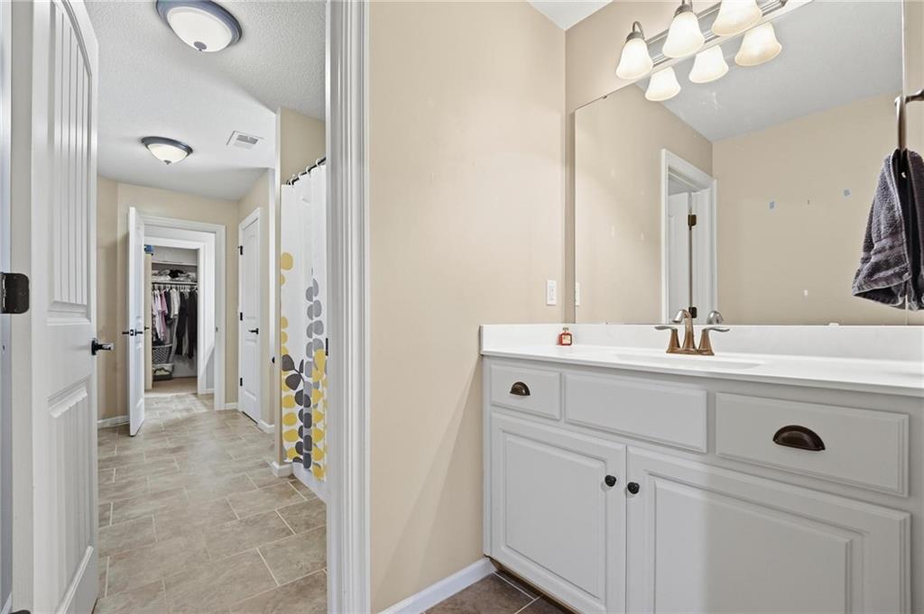 1124 Metfield Lane