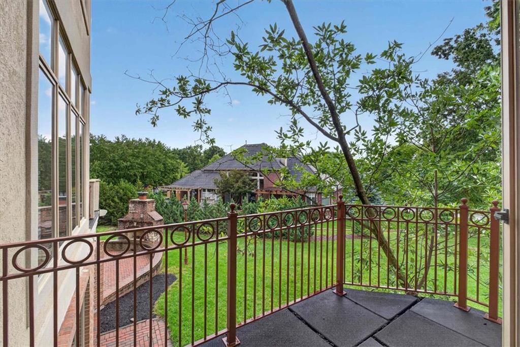 1416 Woodbury Drive
