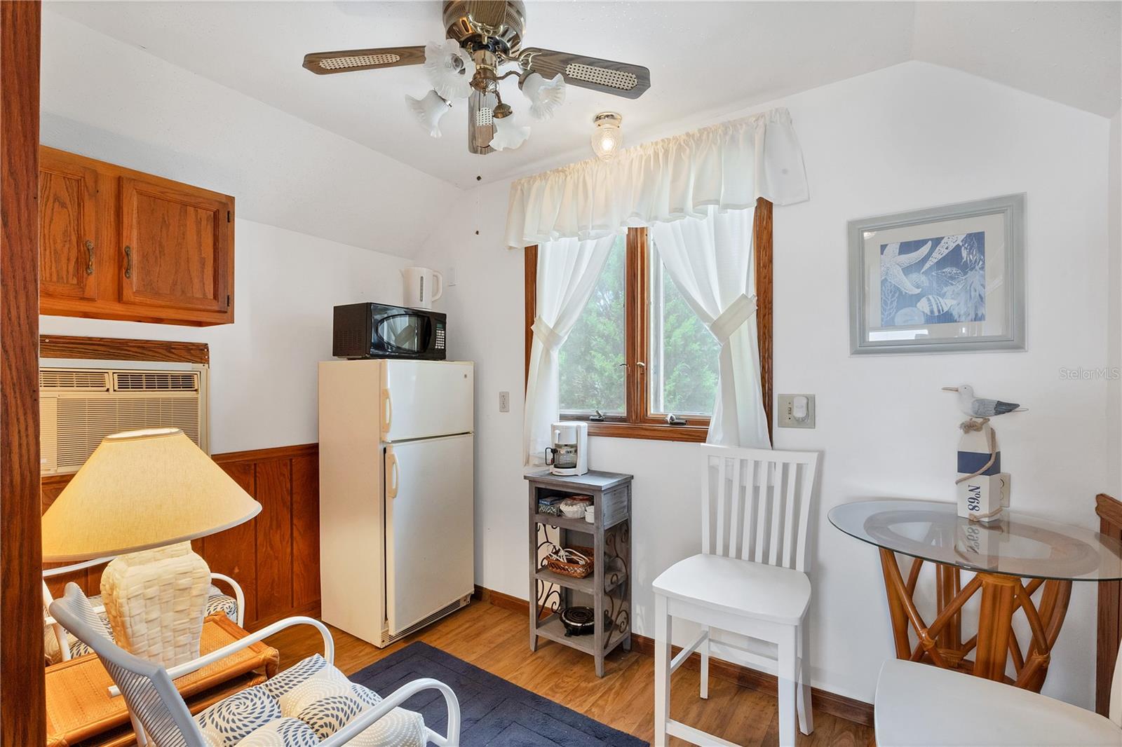 1817 4TH ST W