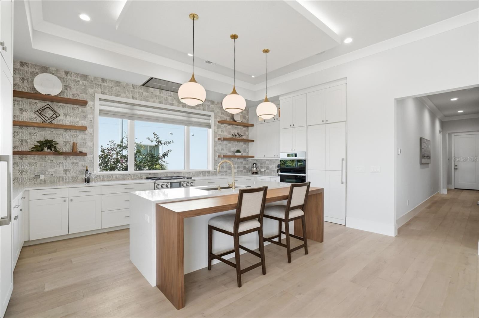 1815 RIO VISTA TER